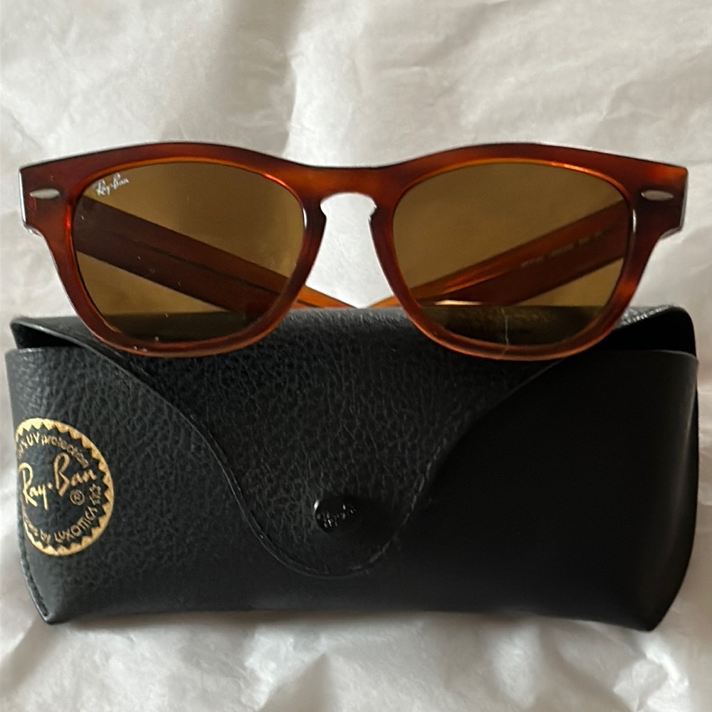 Ray-Ban Women’s Sunglasses